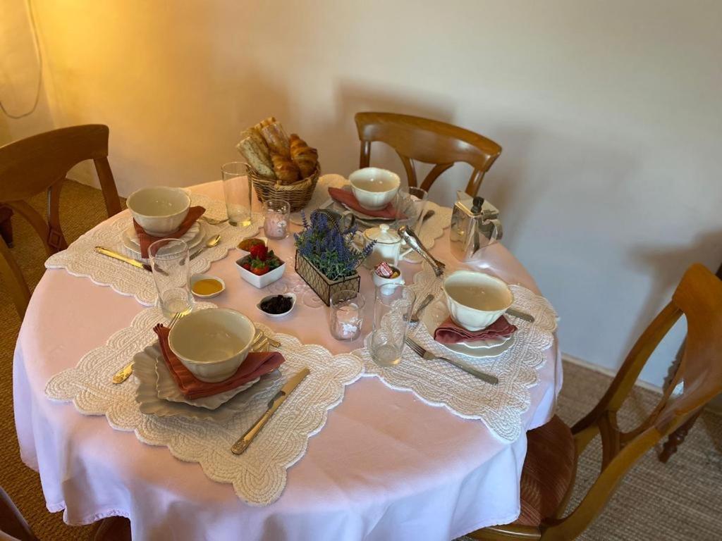 Bed and Breakfast Domaine De La Creuse Moussey  Экстерьер фото
